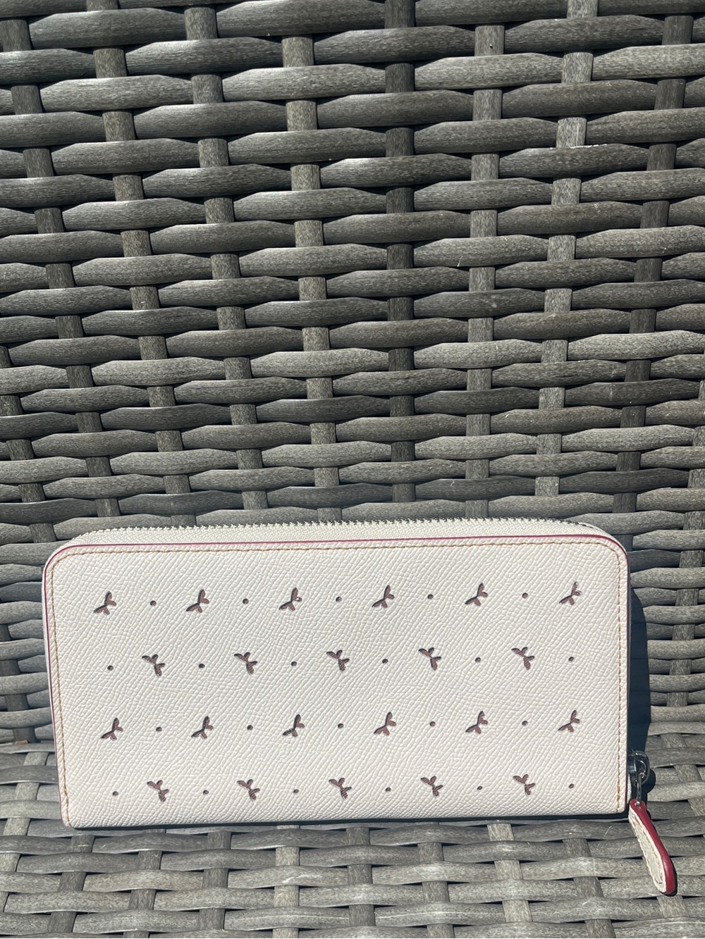 EUC AUTHENTIC COACH BUTTERFLY
CUT OUT ACCORDION WALLET - Picture 3 of 8